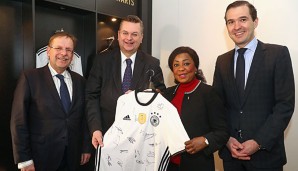 Fatma Samoura lobt den deutschen Frauen-Fußball