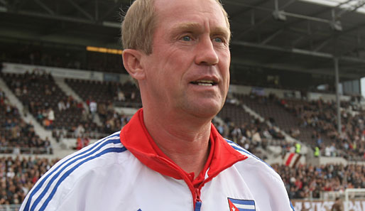 Bis Oktober 2008 betreute der ehemalige Bundesligatrainer Reinhold Fanz die Kubaner