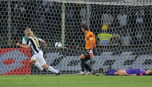Pavel Nedved (l.) gewann mit Juventus Turin drei Meistertitel in Italien