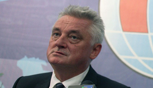 War seit dem 16. November 2007 Polens Sportminister: Miroslaw Drzewiecki