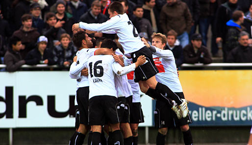 Im November bejubeln die Thuner den Achtelfinalsieg im Schweizer Cup gegen Winterthur