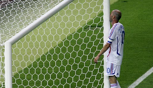 Zinedine Zidane traf im WM-Finale zum 1:0 für Frankreich, musste später aber mit Rot runter
