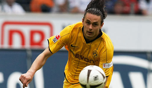 Neven Subotic spielt seine zweite Bundesliga-Saison für Dortmund und hat noch Vertrag bis 2014