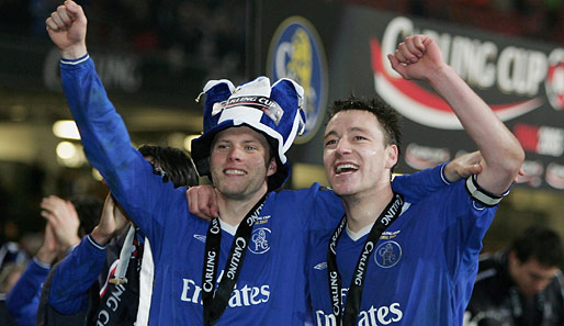 Eidur Gudjohnsen (l.) und John Terry wurden 2005 mit Chelsea englischer Meister