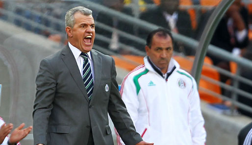 De la Torre beerbt Javier Aguirre (l.) als Nationaltrainer Mexikos Ende Dezember