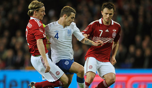 Gab gegen Dänemark sein Debut in der englischen Startelf: Jack Wilshere (M.) von den Bolton Wanderers