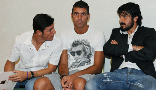 Gattuso (r.) wäre lieber Küchenhilfe als Mitspieler von Zanetti (l.) und Orlandoni bei Inter Mailand