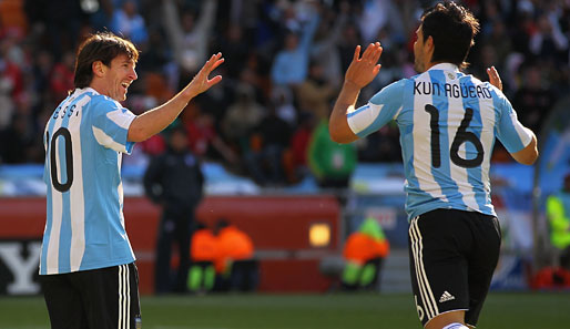 Matchwinner gegen Costa Rica: Messi (l.) bereitete zwei Tore vor, Agüero erzielte zwei Tore