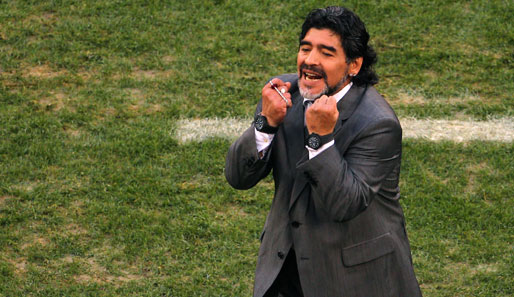 Diego Maradona hat bei seinem Klub Al Wasl für einen Eklat gesorgt