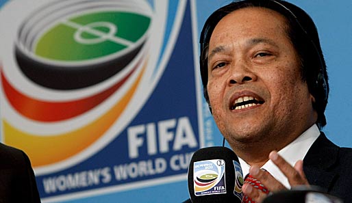 Dem Präsident des thailändischen Fußball-Verbands, Worawi Makudi, wird Veruntreuung vorgeworfen