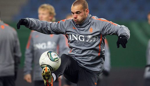 Der niederländische Nationalspieler Wesley Sneijder musste das Training am Montag abbrechen