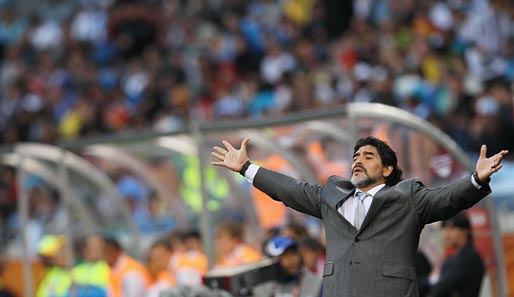 Trainiert seit 2011 den arabischen Klub Al-Wasl: Diego Maradona