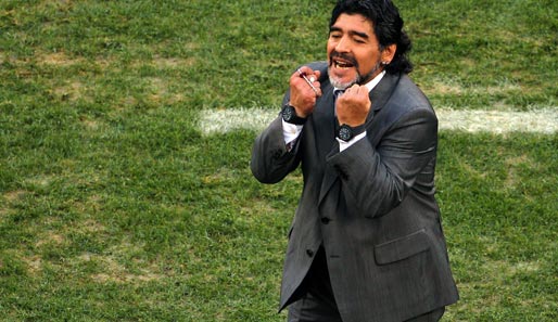 Diego Maradona trainiert derzeit die Mannschaft von Al-Wasl