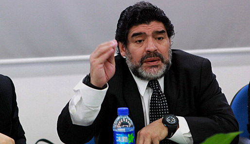 Übernimmt der Argentinier Diego Maradona das Amt des Nationaltrainers vom Irak?