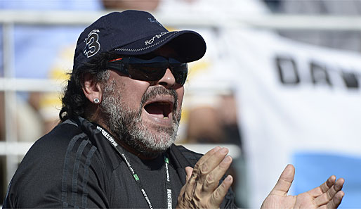 Laut italienischen Medienberichten soll Maradona eine Pressekonferenz in Neapel abhalten