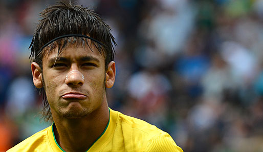 Nicht schon wieder! Mit 21 Jahren bereits der fünfte Karriere-Platzverweis für Neymar