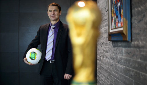 FIFA-Sicherheitsdirektor Ralf Mutschke beschreibt die Maßnahmen der Wettmafia