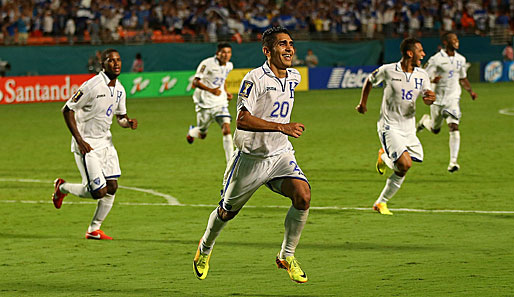 Jorge Claros (m.) erzielte in der Nachspielzeit das erlösende 1:0 für Honduras