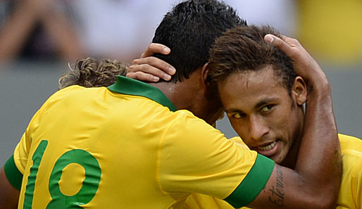 Neymar (r.) war an allen drei Toren der Brasilianer beteiligt