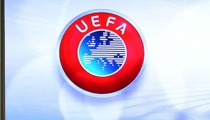 Die UEFA hat die drei Vereine zusätzlich noch mit Geldstrafen belegt