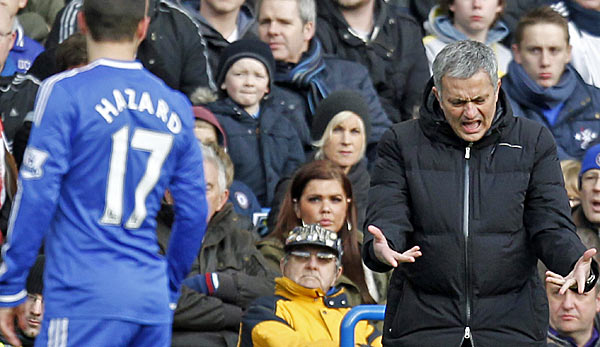 Jose Mourinho führt mit Chelsea die Tabelle der Premier League an