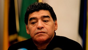 Diego Maradona spielt sieben Jahre für den SSC Neapel