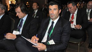 Auch Luis Figo kandidiert um den Posten des Präsidenten der FIFA