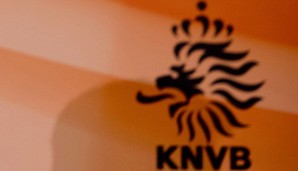 In der holländischen Eredivisie wird der Ball auf fünf Plätzen ruhen