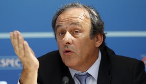 Michel Platini sieht den Videobeweis kritisch, hätte aber für ihn gestimmt