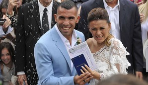 Während sich Carlos Tevez über seine Hochzeit freute, wurde bei ihm zu Hause eingebrochen