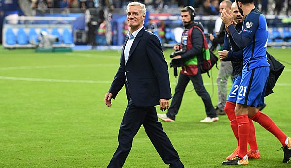 Didier Deschamps bleibt der französischen Nationalelf über die WM 2018 hinaus erhalten
