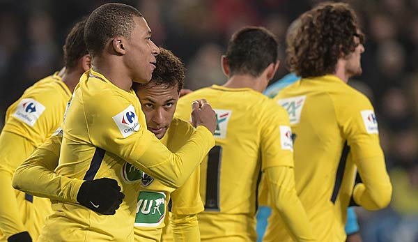 Kylian Mbappe (l.) und Neymar erzielten jeweils einen Doppelpack