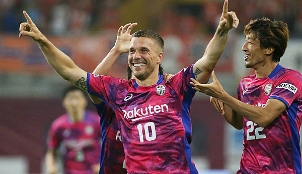 Lukas Podolski hat im japanischen Ligapokal einen Doppelpack erzielt.