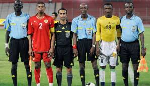 Der ehemalige Nationaltrainer Bana hatte die falsche Nationalelf zusammengetrommelt und sie als A-Elf verkauft. Er war ein Jahr zuvor entlassen worden, weil er bei einem Turnier in Kairo Spieler seines eigenen Ausbildungszentrums für Togo einsetzte.