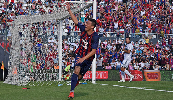 Fernando Ovelar traf in der 16. Minute für Cerro Porteno.