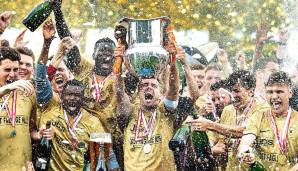Seit Jahren ist der dänische Klub FC Midtjylland bekannt für seine Standardstärke - und auch in der laufenden Saison im Ranking vorne mit dabei. Getoppt wird Midtjylland lediglich von zwei Bundesligaklubs. Die Standard-Könige Europas im Überblick.