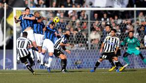 Platz 9: Antonio Di Natale (Udinese) - 10 direkt verwandelte Freistöße.