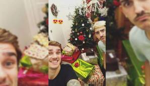 Antoine Griezmann und Bruder Theo bleiben am Puls der Zeit und verzichten auf traditionelle Weihnachtsfotos. #SelfieTime