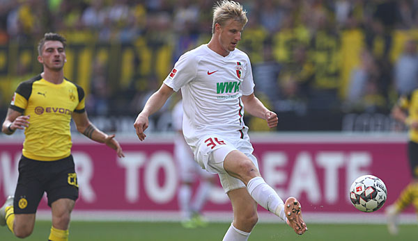 Martin Hinteregger wird den FC Augsburg nach seiner Suspendierung offenbar verlassen.