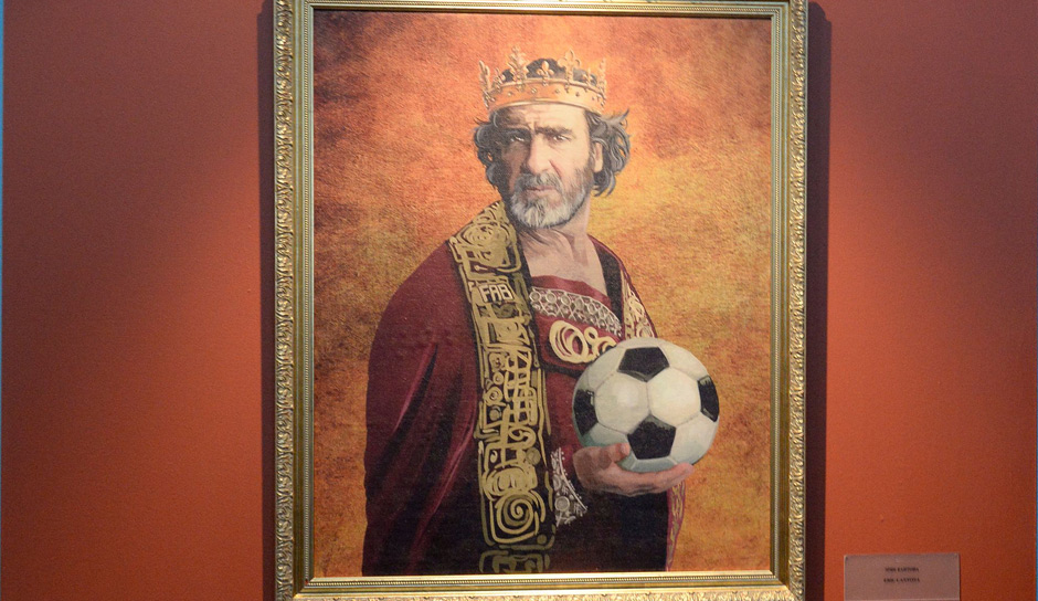Happy Birthday, Eric Cantona! Die ManUnited-Legende wird am heutigen 24. Mai 55 Jahre alt. Der Franzose hat mittlerweile den Sprung vom Fußballer zum Schauspieler geschafft.