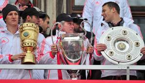 Das Jahr 2013 wird jedem Bayern-Fan für alle Zeiten in Erinnerung bleiben. Mit Jupp Heynckes auf der Trainerbank gewannen die Bayern als bisher einziger deutscher Klub das Triple aus Champions League, Meisterschaft und DFB-Pokal in einer Saison.