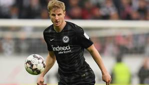 Hinteregger, der bereits in der vergangenen Saison vom FCA an die Eintracht ausgeliehen war, soll den Augsburgern laut "Bild" eine Ablöse von 12 Millionen Euro einbringen.