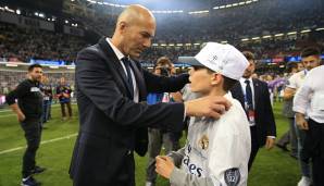 Über den jüngsten Zidane-Sohn Elyaz (r.) ist bislang nur wenig bekannt.