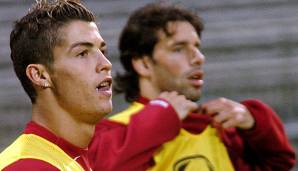 Cristiano Ronaldo und Ruud van Nistelrooy spielten bei Manchester United zusammen.