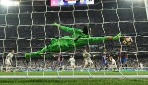 Platz 24: Keylor Navas (UD Levante, Real Madrid, PSG) – 22,22 Prozent gehaltene Elfmeter (8 von 36).