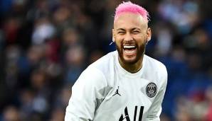 Vor knapp einem Jahr gab Neymar beispielsweise den rosaroten Panther und lief mit leuchtend pinker Haarpracht auf. Dann war der Mourinho-Look dran...