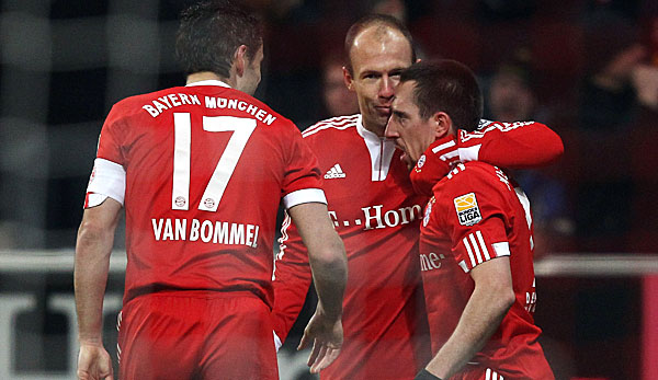 Mark van Bommel spielte mit Franck Ribery und Arjen Robben zusammen beim FC Bayern.