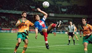 PLATZ 16: DAVID GINOLA – war von 1992 bis 1995 für PARIS SAINT-GERMAIN aktiv, machte 39 Tore in 149 Pflichtspielen und wechselte zu Newcastle United. 27 PROZENT der PSG-Fans wünschen sich, dass er nie gegangen wäre.