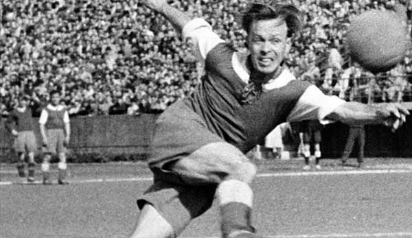 Saarbrücken-Legende zieht ab: Herbert Binkert im Finale der Deutschen Meisterschaft gegen den 1. FC Saarbrücken.