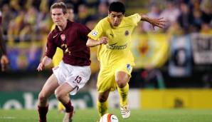 Die Erfolge blieben natürlich nicht unbekannt, sodass Riquelme 2003 zum FC Barcelona wechselte. Dort kam er aber aufgrund zahlreicher Verletzungen zum Zug, daher schloss er sich 2003 Villarreal an, wo seine Karriere einen neuen Schub bekam.